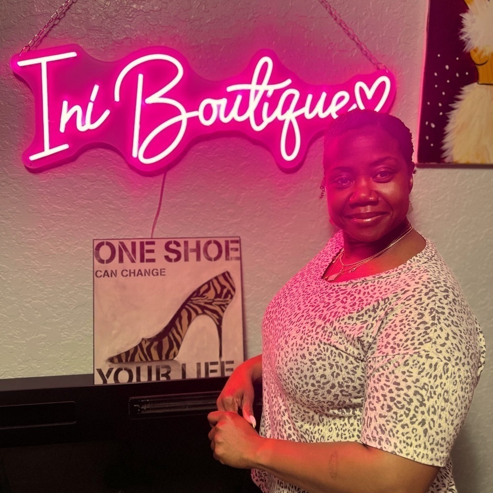 Like this flyer to be notified when I go live.